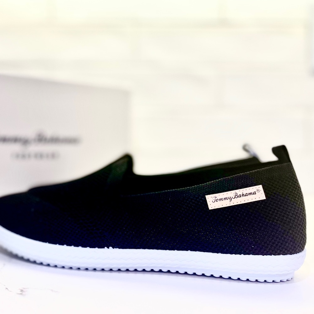 COPY - NEW Women’s Tommy Bahama Sunset shoes slip on